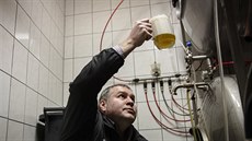 Vedoucí Ústavu technologie potravin Tomáš Gregor je mentorem a odborným... Vedoucí Ústavu technologie potravin Tomáš Gregor je mentorem a odborným...