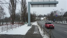 Zda tu bude zřízeno parkoviště trvale, rozhodne chování řidičů při odbočování z... Zda tu bude zřízeno parkoviště trvale, rozhodne chování řidičů při odbočování z...