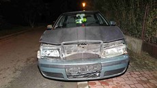 Tmavě zelená Škoda Octavia s registrační značkou 5Z1 5126 je po sérii nehod... Tmavě zelená Škoda Octavia s registrační značkou 5Z1 5126 je po sérii nehod...