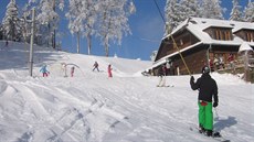 V zim je na Vsackém Cábu monost lyování, vedou tudy i bkaské trasy.