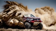 Letošní Rallye Dakar vede většinu své trasy pískem. Za krásné fotografie se... Letošní Rallye Dakar vede většinu své trasy pískem. Za krásné fotografie se...
