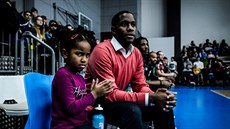 Pardubický trenér Levell Sanders a jeho dcera vedli do Utkání hvězd NBL výběr... Pardubický trenér Levell Sanders a jeho dcera vedli do Utkání hvězd NBL výběr...