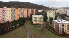 Na ústeckých sídlištích Severní Terasa, Stříbrníky (na snímku) a Dobětice stojí... Na ústeckých sídlištích Severní Terasa, Stříbrníky (na snímku) a Dobětice stojí...
