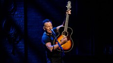 Z koncertního záznamu Springsteen on Broadway Z koncertního záznamu Springsteen on Broadway