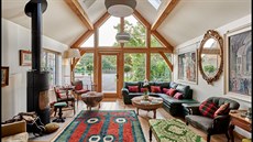 Slavný dražitel společnosti Sotheby’s Tim Wonnacott se rozhodl prodat své... Slavný dražitel společnosti Sotheby’s Tim Wonnacott se rozhodl prodat své...