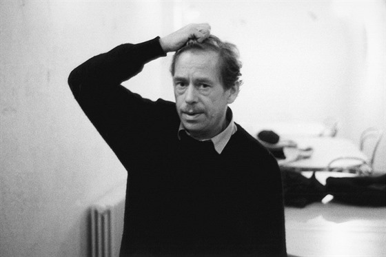 Václav Havel bhem revoluních dn v listopadu 1989