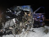 Škoda na havarovaném vozidle byla vyčíslena na 700 tisíc korun. Škoda na havarovaném vozidle byla vyčíslena na 700 tisíc korun.