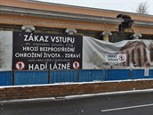 Hadí lázně v Teplicích stále chátrají. Hadí lázně v Teplicích stále chátrají.