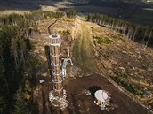 Pohled na rozhlednu na vrcholu Štvanice, která stojí ve Stříbrnicích u Starého... Pohled na rozhlednu na vrcholu Štvanice, která stojí ve Stříbrnicích u Starého...