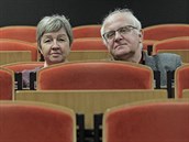 Manželé Fiedlerovi jsou s karvinským filmovým klubem spojeni od osmdesátých let... Manželé Fiedlerovi jsou s karvinským filmovým klubem spojeni od osmdesátých let...