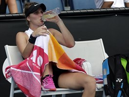 esk nadje Markta Vondrouov se oberstvuje bhem 2. kola Australian Open.
