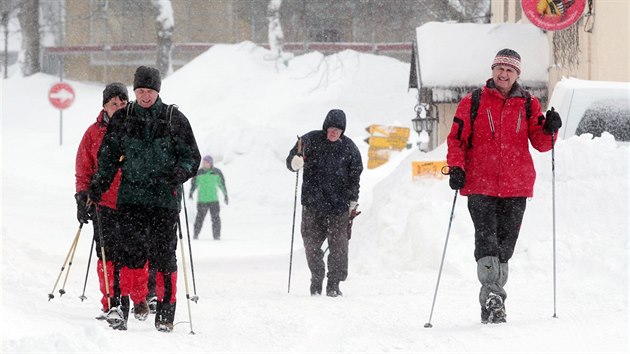 Bo Dar se pomalu vzpamatovv ze snhov kalamity, silnii postupn otevraj dosud zaven horsk silnice v okol msta. (16. 1. 2019)