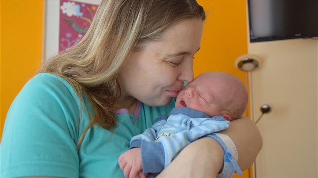 Prvnm miminkem roku 2019 na Vysoin byl Adam Vranek z Bobrov. Mamince Jarmile se v novomstsk porodnici narodil na Nov rok v 6.46.