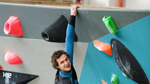 Adam Ondra v brnnskm boulderovm arelu Hangar.