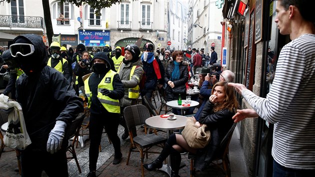 Protesty lutch vest v Nantes (12. ledna 2019)