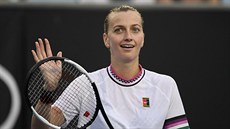 Česká tenistka Petra Kvitová slaví vítězství ve 2. kole Australian Open. Česká tenistka Petra Kvitová slaví vítězství ve 2. kole Australian Open.