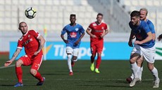 Momentka ze semifinále Tipsport ligy na Maltě mezi Zbrojovkou Brno (červená) a... Momentka ze semifinále Tipsport ligy na Maltě mezi Zbrojovkou Brno (červená) a...