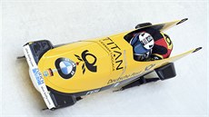 Němci Johannes Lochner a Florian Bauer během závodu Světového poháru v... Němci Johannes Lochner a Florian Bauer během závodu Světového poháru v...