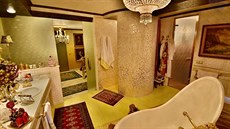 V Košicích je na prodej vila někdejšího milionáře Alexandera Rezeše. V Košicích je na prodej vila někdejšího milionáře Alexandera Rezeše.