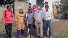 Nadace Bear Valley Ventures vyvíjí nové záchody pro indický venkov. Jen pomocí...