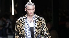 Versace show, Runway, Fall Winter 2019, Milan Fashion Week Men's, Italy Versace show, Runway, Fall Winter 2019, Milan Fashion Week Men's, Italy