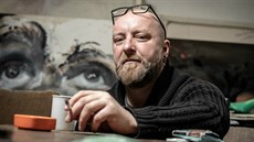 Výtvarník a básník Pavel Forman současnou Ostravu chválí, připomíná mu někdejší... Výtvarník a básník Pavel Forman současnou Ostravu chválí, připomíná mu někdejší...