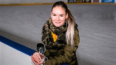 Barbara Dufková si cení sošky, kterou dostala v soutěži Díky trenére. Chce, aby... Barbara Dufková si cení sošky, kterou dostala v soutěži Díky trenére. Chce, aby...