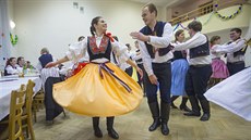 Krojový ples v obci Bílovice na Uherskohradišťsku. Krojový ples v obci Bílovice na Uherskohradišťsku.