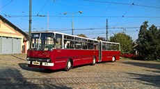 Na sídlit díve jezdil maarský kloubový autobus typu Ikarus 280, kterému se...