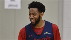 Chasson Randle z Washingtonu na snímku z tréninku v Londýně Chasson Randle z Washingtonu na snímku z tréninku v Londýně