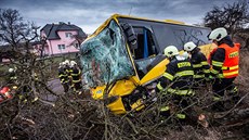 Nehoda autobusu u Černčic na Náchodsku (17.1.2019). Nehoda autobusu u Černčic na Náchodsku (17.1.2019).