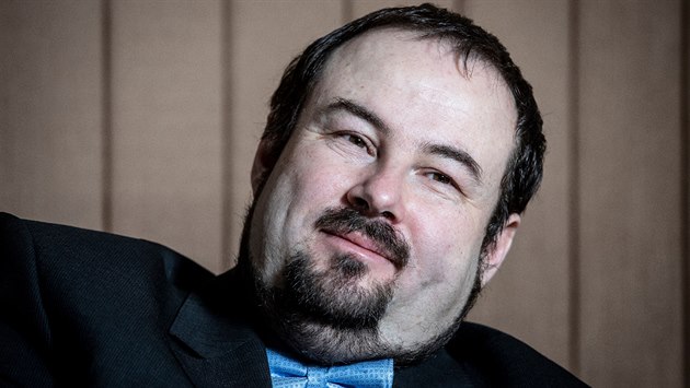 Předseda představenstva společnosti Prisko Marian Klásek. Předseda představenstva společnosti Prisko Marian Klásek.