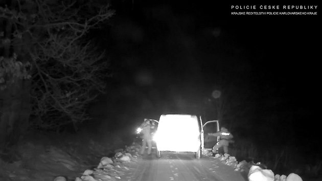 Řidič ujížděl policii, městem se řítil rychlostí 120 km/h Řidič ujížděl policii, městem se řítil rychlostí 120 km/h