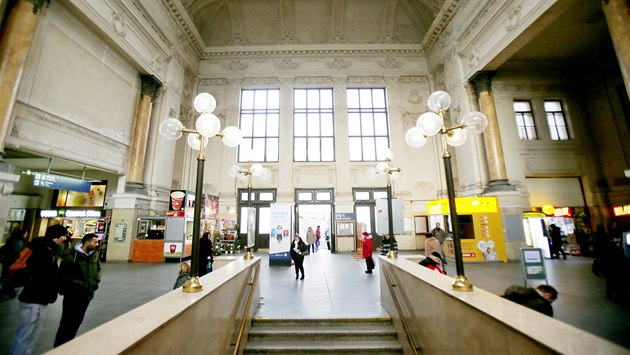 Rekonstrukce hlavní budovy brněnského nádraží v režii společnosti Brno new... Rekonstrukce hlavní budovy brněnského nádraží v režii společnosti Brno new...