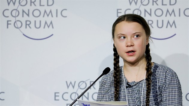estnctilet vdsk environmentln aktivistka Greta Thunbergov bhem panelov diskuse na Svtovm ekonomickm fru ve vcarskm Davosu (25. ledna 2019).