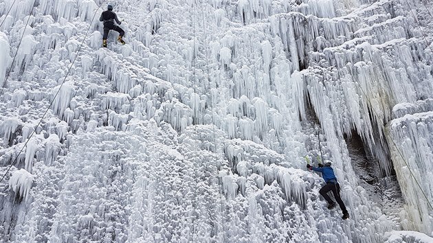 Ledová horolezecká stěna v Liberci