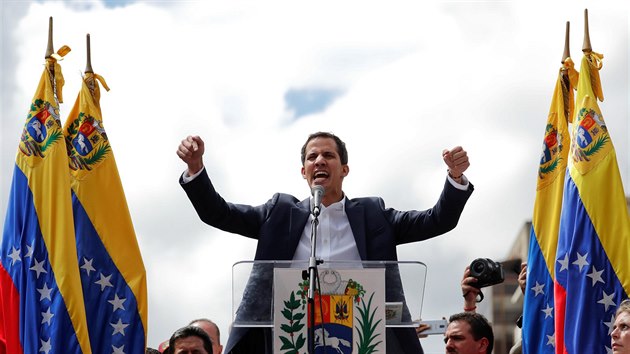 Po cel Venezuele probhaj protesty proti souasnmu prezidentu Madurovi. K masovm protestm po cel zemi vyzval f parlamentu Juan Guaido, kter se ped mohutnm zstupem stoupenc prohlsil za adujcho prezidenta. (23. ledna 2019)