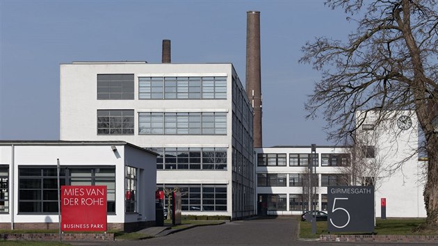Cel komplex koly v Desav (Dessau), kter navrhl Gropius, byl zapsn na seznam UNESCO v roce 1996.