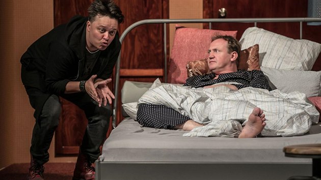 Komedi roku 2018 je Z postele do postele v podn Vchodoeskho divadla v Pardubicch.