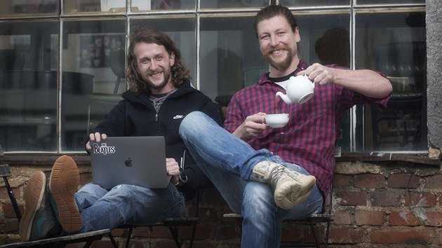 Obyčejní kluci z Plas. Tak o sobě mluví Lukáš Socha (vlevo) a Tomáš Vaňourek. Dvojice se vydala na stejnou expedici jako legendární cestovatelé Zikmund a Hanzelka. (18. 1. 2019)