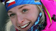 ŠTĚSTÍ VE TVÁŘI. Markéta Davidová se usmívá po životním triumfu v Anterselvě. ŠTĚSTÍ VE TVÁŘI. Markéta Davidová se usmívá po životním triumfu v Anterselvě.
