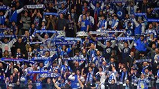 Plzeňští fanoušci se radují z gólu. Plzeňští fanoušci se radují z gólu.