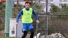 Útočník Libor Kozák přijímá míč na tréninku fotbalistů Liberce na soustředění v... Útočník Libor Kozák přijímá míč na tréninku fotbalistů Liberce na soustředění v...