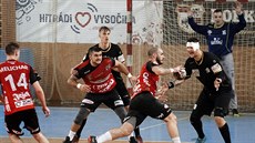 Momentka z utkání házenkářů Karviné (v černém) a Nového Veselí Momentka z utkání házenkářů Karviné (v černém) a Nového Veselí