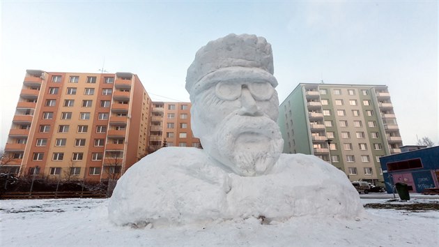 Skupinka nadenc vytvoila ze snhu na prostjovskm sdlit Hlouela zhruba dva a pl metru vysokou bustu prezidenta Tome Garrigua Masaryka jako pipomnku 100. vyro vzniku republiky. (leden 2019)