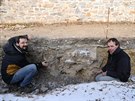 Krytof Derner (vlevo) a Ji Crkal z stavu archeologick pamtkov pe...