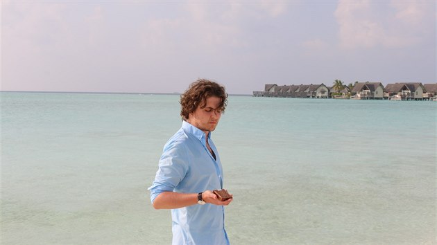 Tom Jasper kouzl od devti let, vystupoval u v mnoha zemch svta, napklad na Maledivch.