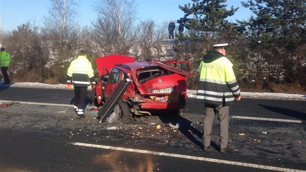 Na Praskm okruhu se srazilo auto s dodvkou a kamionem. (5. 2. 2019)