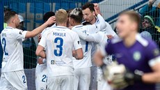 Liberečtí fotbalisté oslavují gól Libora Kozáka (vpravo) v utkání proti... Liberečtí fotbalisté oslavují gól Libora Kozáka (vpravo) v utkání proti...