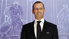 Aleksander Čeferin na kongresu UEFA v Římě. Aleksander Čeferin na kongresu UEFA v Římě.
